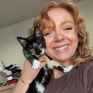 Meet your Posher, Laurie